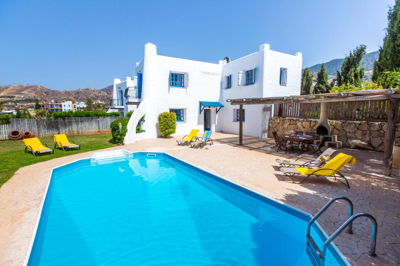 Villa Clarissa & Carmel View Paphos Eksteriør billede