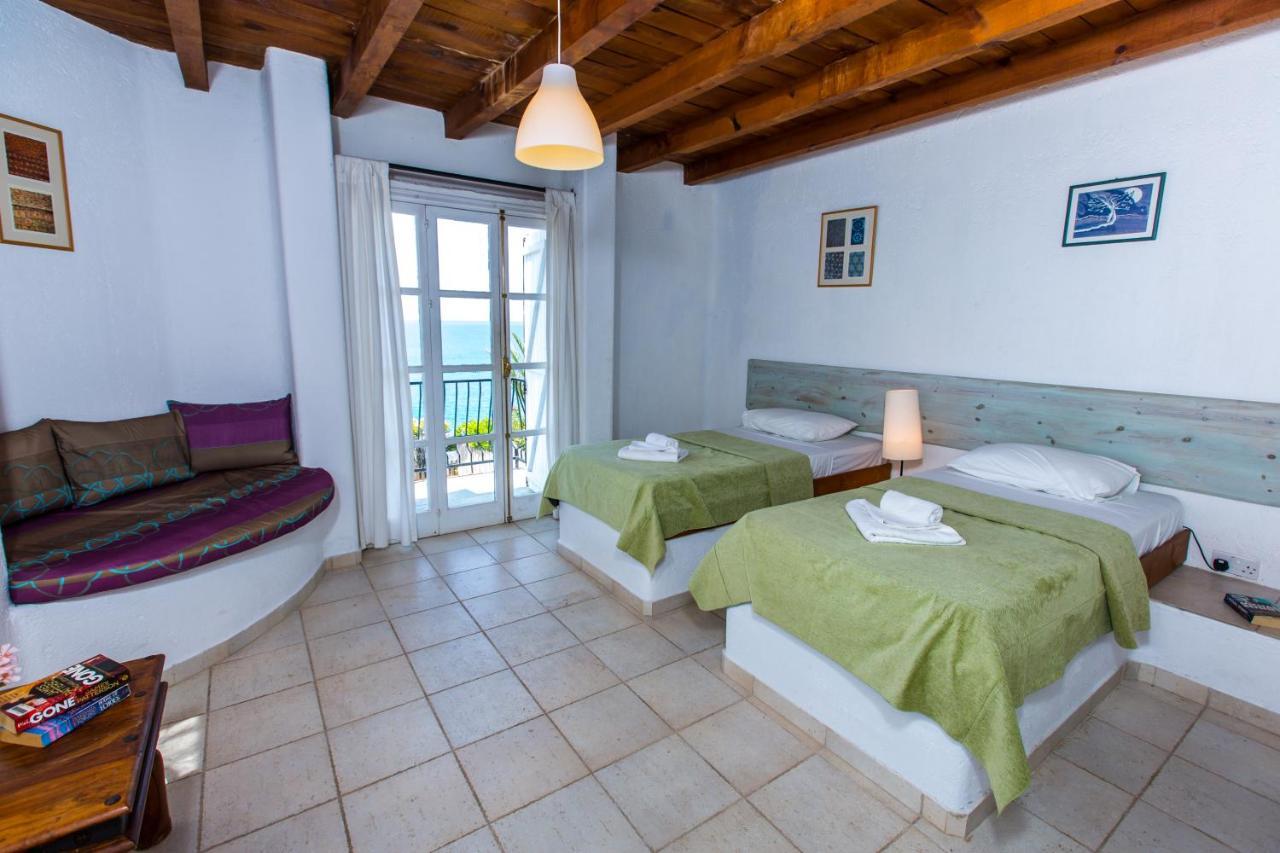 Villa Clarissa & Carmel View Paphos Eksteriør billede